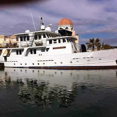 Bateau Yachting * 格吕桑