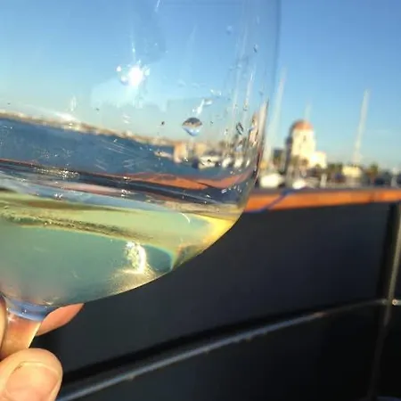 船屋 Bateau Yachting *
